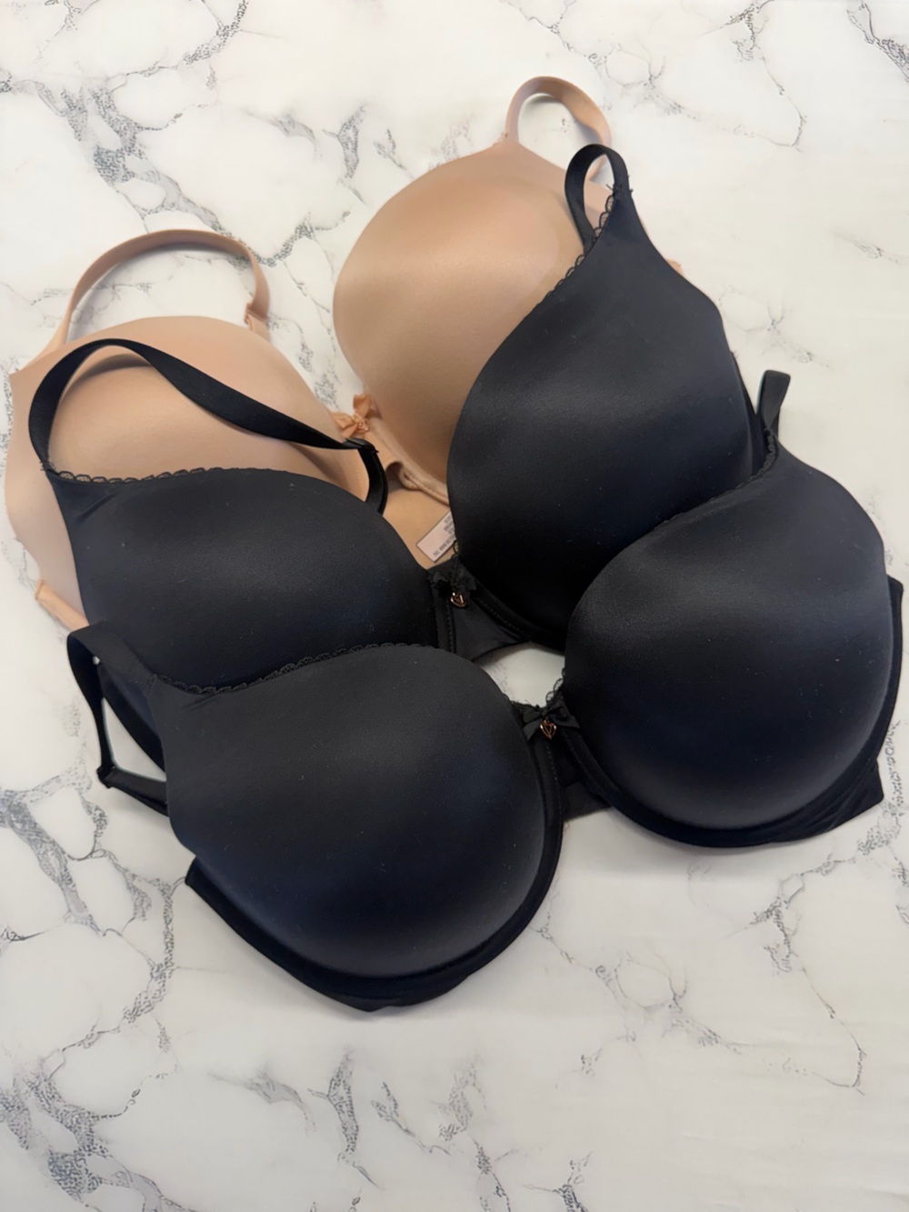 Victoria’s Secret Body by Victoria Perfect Shape bra Size 34G - Set of 3